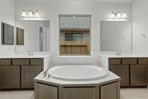 Bath - 3519 Hidden Hickory Dr, Spring, TX 77386 photo 1 of 4