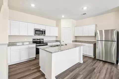 Kitchen - 14100 Coness St, Pilot Point, TX 76258 photo 2 of 4