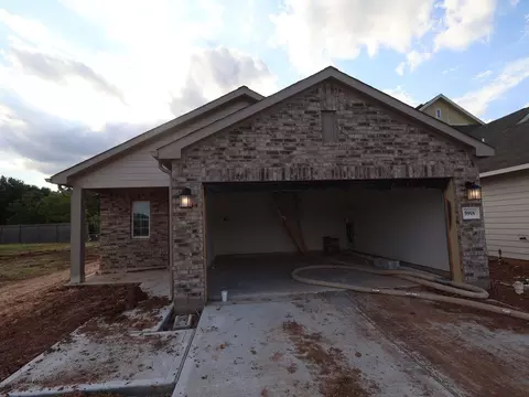 5918 Texas Sun Dr, Fulshear, TX 77441
