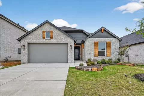 413 Heritage Ranch Trl, Sherman, TX 75092