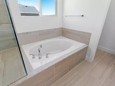 Bath - 18 S Crimson Way, Mapleton, UT 84664 photo 5 of 5