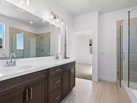Bath - 18 S Crimson Way, Mapleton, UT 84664 photo 4 of 5