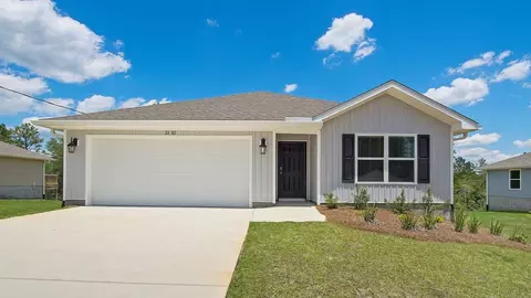 51 Dockside Rd, Freeport, FL 32439