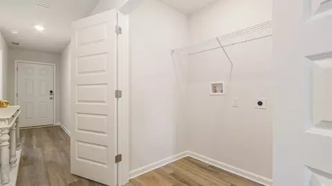 Entry Way - 51 Dockside Rd, Freeport, FL 32439 photo 2 of 3