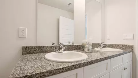 Bath - 51 Dockside Rd, Freeport, FL 32439 photo 2 of 5