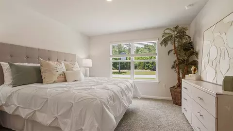 Bedroom - 51 Dockside Rd, Freeport, FL 32439 photo 3 of 8