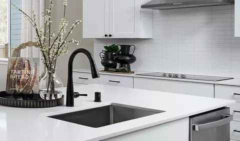 Kitchen - 1458 Earhart Ln, Eagle Mountain, UT 84005 photo 2 of 13