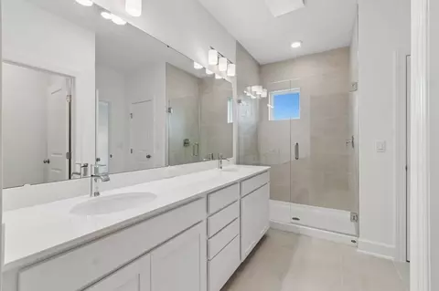 Bath - 1108 Wildlight Ave, Yulee, FL 32097 photo 1 of 1