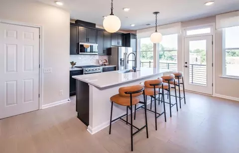 901 District Blvd, East Brunswick, NJ 08816