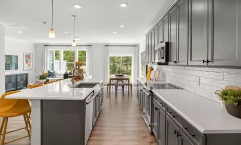 Kitchen - 104 Pointer Trl, Troutman, NC 28166 photo 7 of 8