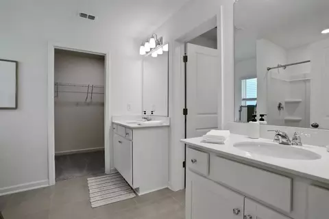 Entry Way - 14184 Epply Dr, Jacksonville, FL 32218 photo 4 of 9