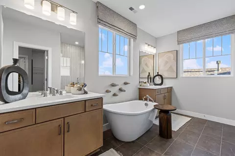 Bath - 154 Buckwheat Ln, Berthoud, CO 80513 photo 9 of 11