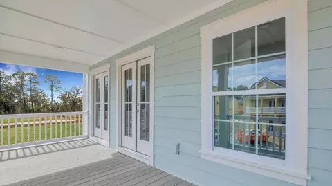 Exterior - 574 Settings Dr E, Yemassee, SC 29945 photo 5 of 6