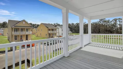 Exterior - 574 Settings Dr E, Yemassee, SC 29945 photo 4 of 6