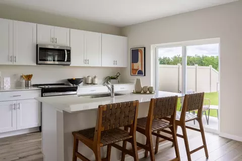 Kitchen - 15262 Maude Landing Loop, Wimauma, FL 33598 photo 2 of 2
