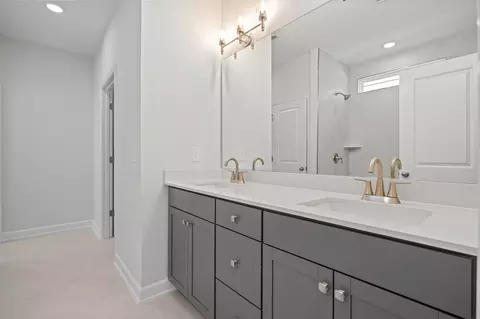 Bath - 2925 Olympic Dr, Anna, TX 75409 photo 2 of 5