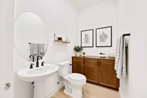 Bath - 1007 Lodge Way, Lincoln, CA 95648 photo 1 of 1