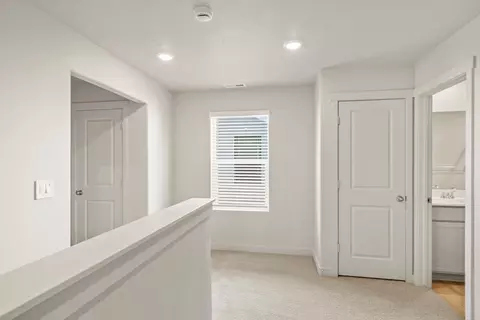 Entry Way - 868 Eden St, Eagle Mountain, UT 84005 photo 6 of 7