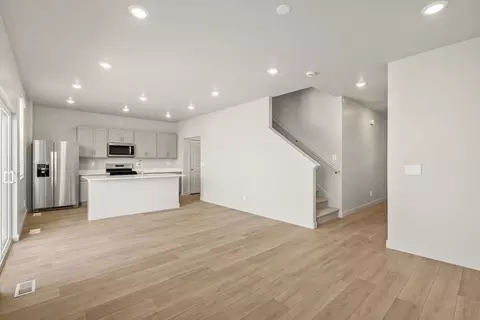 Living - 868 Eden St, Eagle Mountain, UT 84005 photo 1 of 2