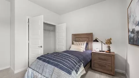 Bedroom - 17838 Longleaf Dr, Athens, AL 35611 photo 3 of 5