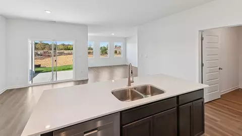 Kitchen - 25515 W Thicket Ln, Plainfield, IL 60544 photo 7 of 10