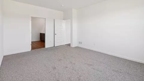 Bedroom - 25515 W Thicket Ln, Plainfield, IL 60544 photo 8 of 12