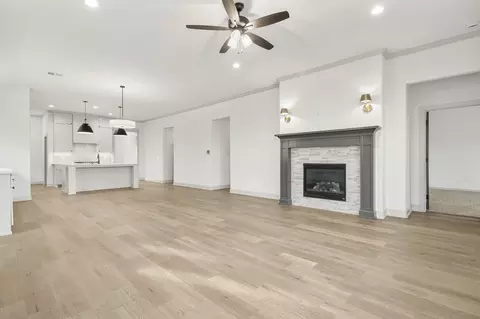 Living - 3401 Slate River Dr, Yukon, OK 73099 photo 4 of 5
