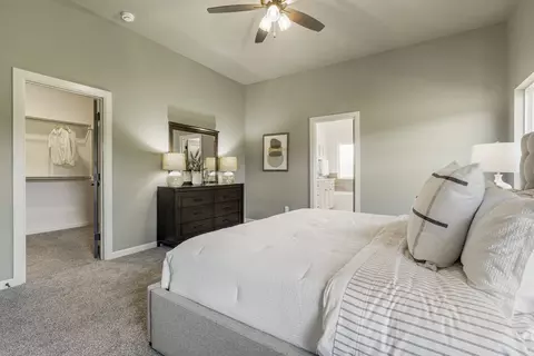 Bedroom - 3325 Slate River Dr, Yukon, OK 73099 photo 5 of 12