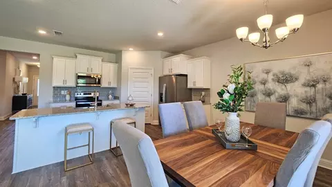 Dining - 1236 Provision Blvd, Mobile, AL 36608 photo 2 of 3