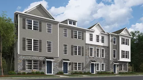 611 Tyrion Ln, Downingtown, PA 19335