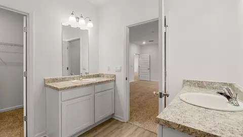 Bath - 20 Elderberry St, Freeport, FL 32439 photo 2 of 4