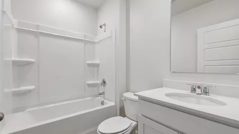 Bath - 337 Mango Ave, Sebastian, FL 32958 photo 2 of 5