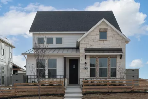 8720 Treeline Pkwy, Justin, TX 76247