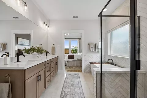 Bath - 3985 Olin Way, Celina, TX 75009 photo 5 of 8
