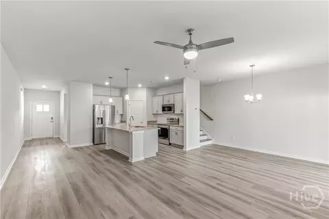 Entry Way - 211 Pinebury Rd, Pooler, GA 31322 photo 3 of 7