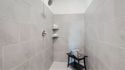 Bath - 3502 Cardinal Pointe Dr, Angleton, TX 77515 photo 2 of 3