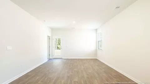 Living - 574 Settings Dr E, Yemassee, SC 29945 photo 1 of 6