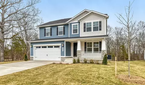 2063 Springvale Dr, Bealeton, VA 22712