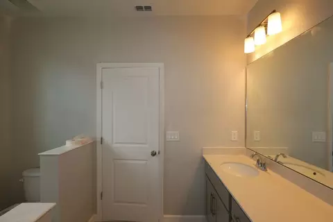 Bath - 1405 Hyde St, Saint Cloud, FL 34771 photo 1 of 3