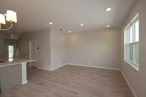 Living - 1405 Hyde St, Saint Cloud, FL 34771 photo 2 of 7