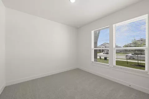564 Gus Loop, Georgetown, TX 78626 photo 13