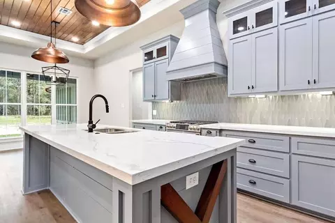 Kitchen - Jeremiah Ct, Hickory, NC 28601 photo 2 of 9