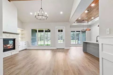 Living - Jeremiah Ct, Hickory, NC 28601 photo 1 of 4
