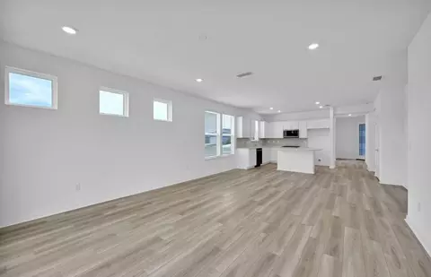 Living - 320 Ecliptic Loop, Yulee, FL 32097 photo 3 of 3