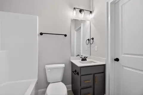 Bath - 7204 Bill Dorn Rd, Appling, GA 30802 photo 1 of 2