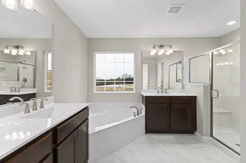 Bath - 1 Hazel Ct, Wright City, MO 63390 photo 15 of 21