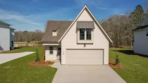 345 Shiloh Creek Dr, Calera, AL 35040