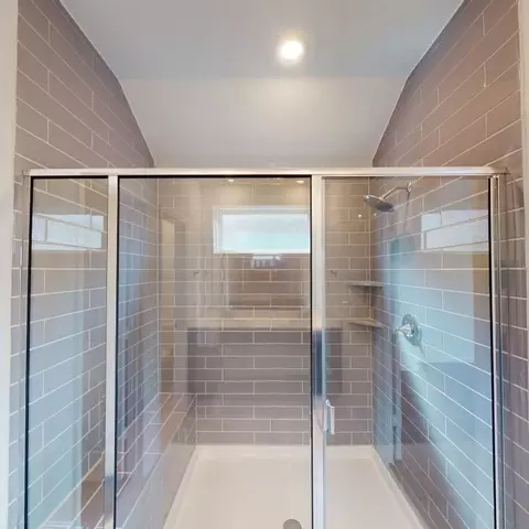 Bath - 3622 Compass Pointe Ct, Angleton, TX 77515 photo 1 of 5