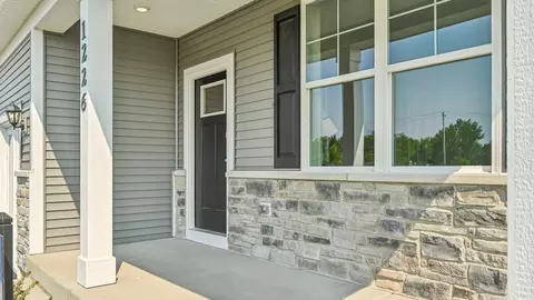 Exterior - 1226 Tiger Lily Dr, Bartlett, IL 60103 photo 5 of 11
