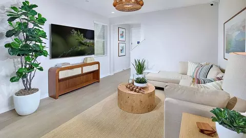Living - 16556 Forest Ln, Fontana, CA 92336 photo 1 of 2